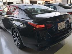 نيسان ألتيما